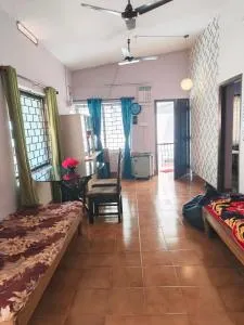 SHREYAS - Authentic Mangalore Homestay(2BHK house) - Suratakal