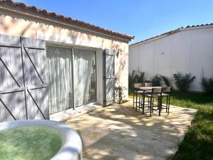 Maisons de vacances Maison de village : photos des chambres
