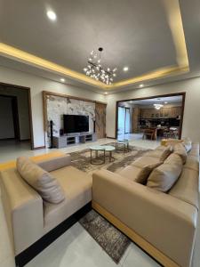 Villa Verde by Terra Homes