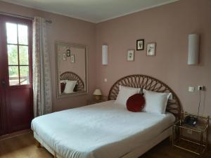 Hotels Hostellerie Du Lys : photos des chambres