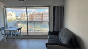 Joli appart Carnon parking Free, wifi 7Min Airport