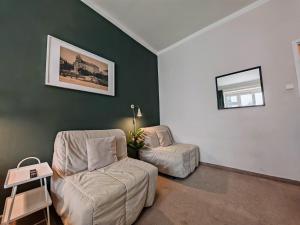 Apartment in Zizkov -301-