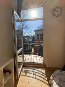 Cozy and Renovated Apartment in the Heart of the City