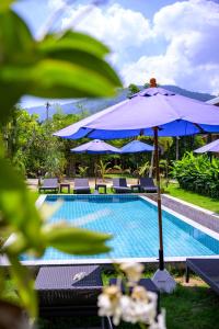 La Casa Bangtao Resort