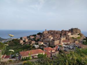 Green Giglio Castello