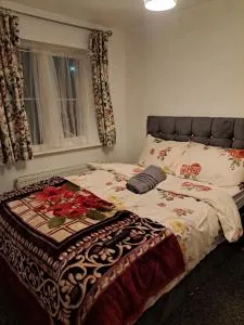 Mekees Luxury Apartment Toronto Wing - 西布罗姆维奇