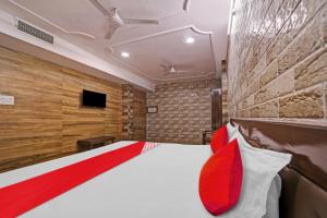 Hotel O Tamanna Palace
