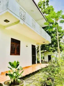 CocoLake Villa - Beruwala
