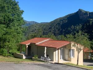 Appart'hotels Le Vallon des Sources : Appartement 1 Chambre avec Terrasse