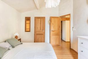 Villas Mas de 190m2 Climatise avec Piscine et Cuisine d-ete - 10 pers : photos des chambres