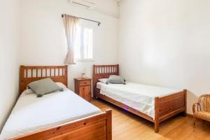 Villas Mas de 190m2 Climatise avec Piscine et Cuisine d-ete - 10 pers : photos des chambres