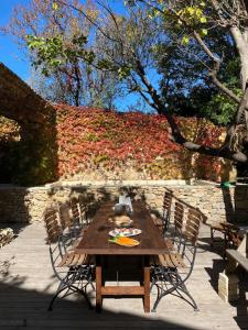 Villas Mas de 190m2 Climatise avec Piscine et Cuisine d-ete - 10 pers : photos des chambres