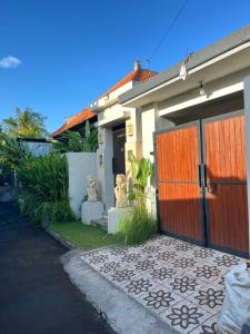 Kubu In Dhana Guest House