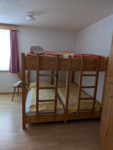 Gasthaus Post, Obermutten