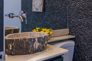 Ocean View Villa With Pool and Spectacular Sunsets