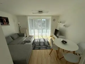 3-Zimmer-Oase: Grüne Ruhe nahe Flughafen und München Zentrum - Vierkirchen