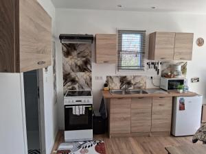 StudHome