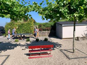 Maisons de vacances Maison cosy au-dessus du fort de Fontain vue magnifique sur les Montagnes du Jura : photos des chambres