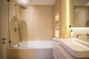 Bnbeyonds Luxury Vibe & Burj View