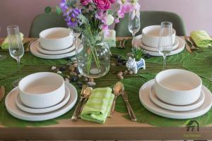 Located in Cranebrook, 3 bedrooms, relaxing home