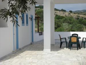 Mikro Nisi Studios Zakynthos Greece