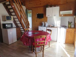 Chalets Gites des Deux Vallees Chalet avec vue imprenable : photos des chambres