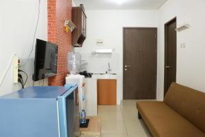 Homey and Nice 2BR at Northland Ancol Apartment By Travelio