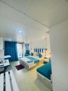 Suncoast Beach Hotel