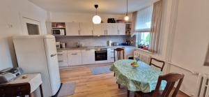 Gemütliche Wohnung für Monteure und Gäste