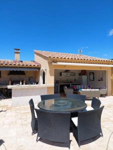 Somptueuse villa avec piscine chauffée