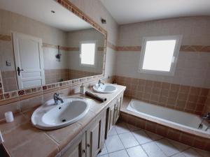 Somptueuse villa avec piscine chauffée