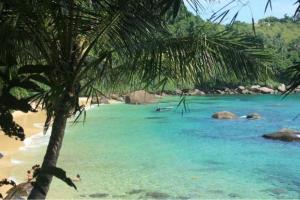 Casa grande 3 quartos perto da praia