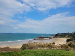 Appartements saint lunaire : photos des chambres