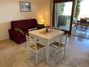 Seaview Apartment (N° 12)