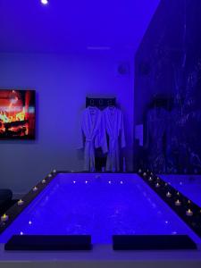 Maisons de vacances Cottage with private hot tub 30 min from Paris : photos des chambres