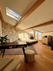 Maison de village avec vue sur Lubéron - Mane