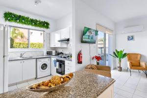 Iris Bloom Holiday Apartment