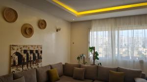 Private room in a shared apartment with pool