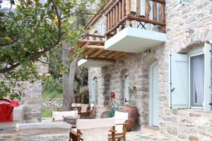 Stone houses Areti 1
