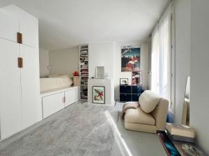 cosy design apartment Paris