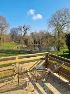 Gite "LES CHARMES" - Calme & Confortable - Lit QUEEN SIZE - Vue sur étang à 10mn du TOUQUET