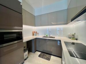 The Horizon Hồ Bán Nguyệt