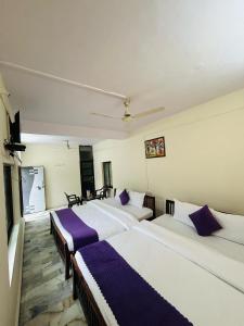 Hotel Data Inn - 2hvězdičkové hotely ve městě Mount Ábú