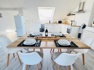 23-schöner Wohnen, großes Apartment für 5-6 Personen in super Lage