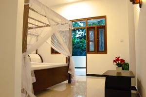 Angel White in Unawatuna