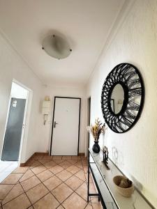 Appartements Mantes-la-Jolie Apartment 8p : photos des chambres