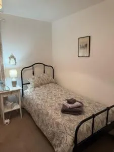 Single room with beautiful garden - Slateford