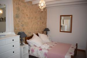 Maisons de vacances Gites Champfort : photos des chambres