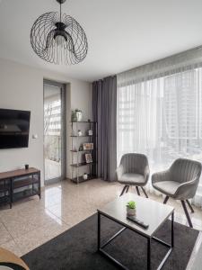 Modern Apartment with Parking next to Bulgaria Mall