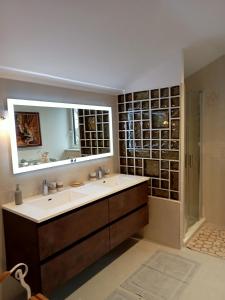 Villas Bien etre et detente chez cote campagne et jardin : photos des chambres